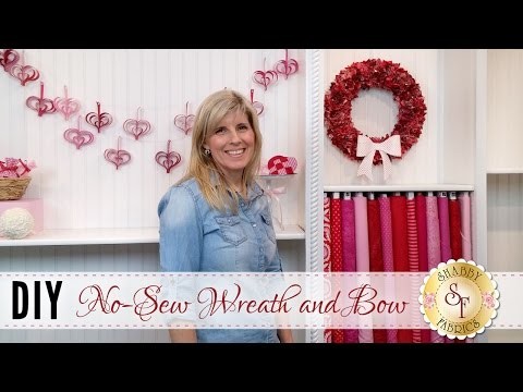DIY No-Sew Wreath & Bow | with Jennifer Bosworth of Shabby Fabrics