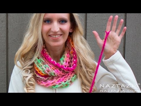 DIY Tutorial - How to Finger Crochet Very Easy Simple Infinity Scarf Cowl Beginners - RIGHT HAND