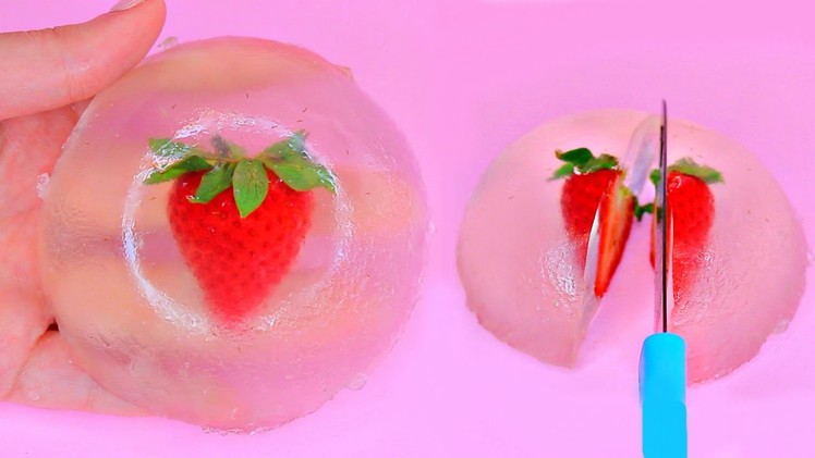 How to make Edible Strawberry RAINDROP CAKE - Mizu Shingen Moch iWater Cake (Ooho)