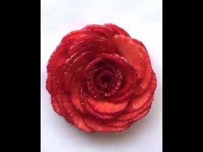 How to make rose-shaped with fruit