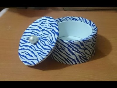 Creative Ideas : DIY - How to Recycle Duct Tape Rolls + Tutorial .