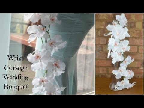 DIY Bridal Bouquet:  Corsage style wedding flowers