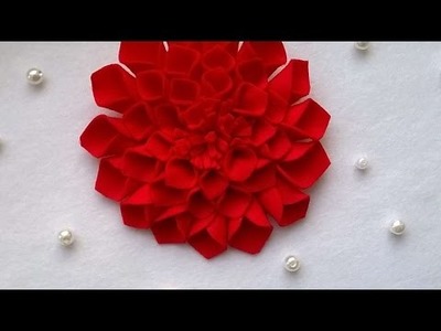 How To Make A Flower Brooch - DIY Crafts Tutorial - Guidecentral