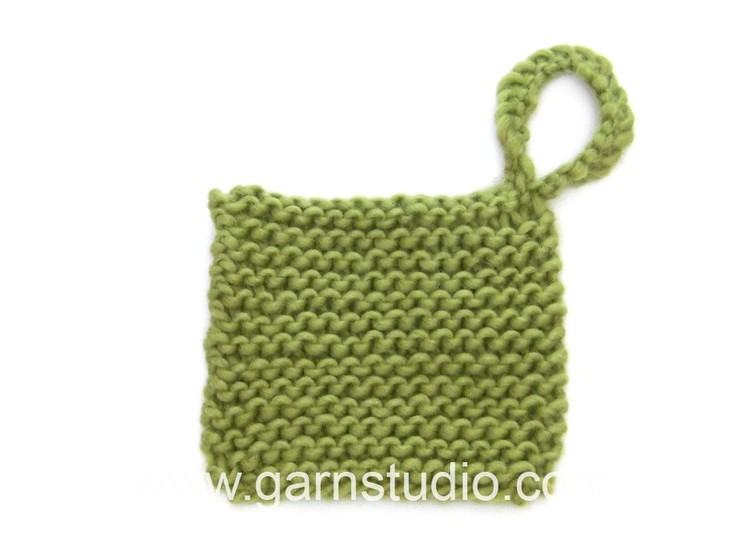 DROPS Knitting Tutorial: How to work loop to a pot holder