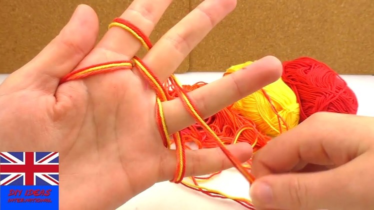Fingerknitting for Beginners | Tutorial : How to Knit with your Fingers | Scalf for Baby or Doll