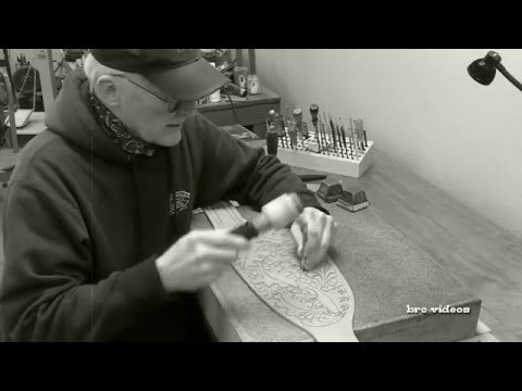 Leather Stamping Tutorial How to Pear Shade Oak Leaves with Craftool P212