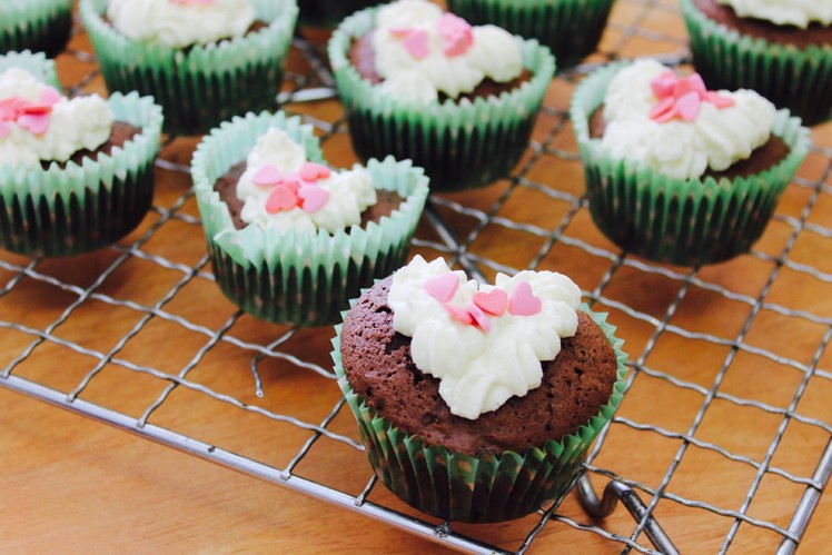 Easy recipe: How to make heart-shaped cupcakes