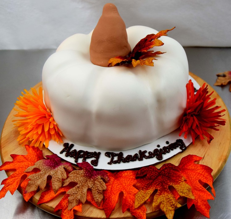How To Carve A 3D Fondant Pumpkin Cake | Holiday & Thanksgiving Dessert