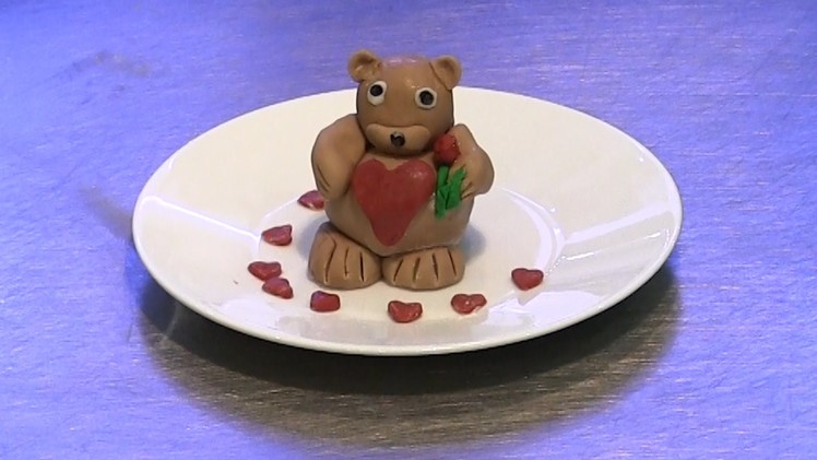 How to Make a Valentine's Teddy Bear Cake