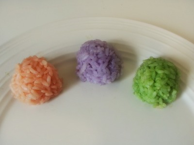 How to naturally color rice (for sushi and bentos)