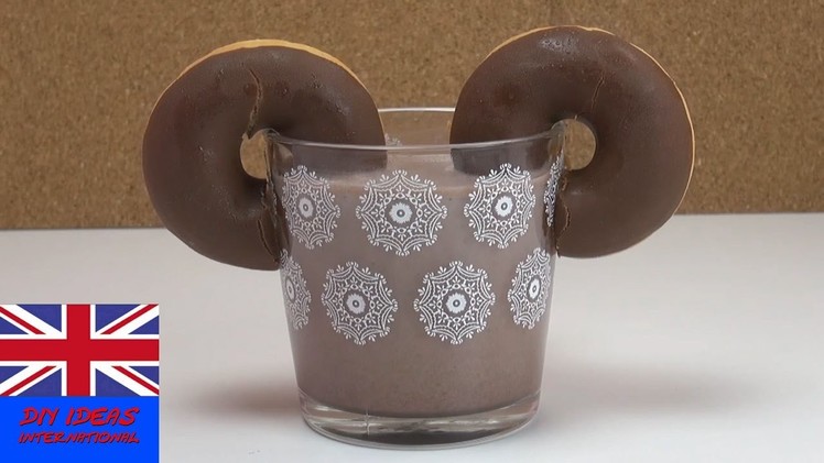 Micky Mouse drink: Chocolate Mickey Mouse drink - Tutorial How To Do drinks quick!