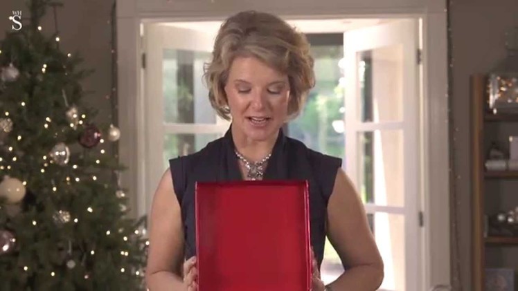 Jane Means shows us how to use a gift box