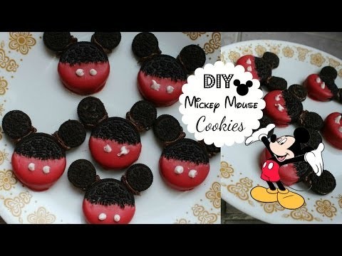 DIY Mickey Mouse Cookies!