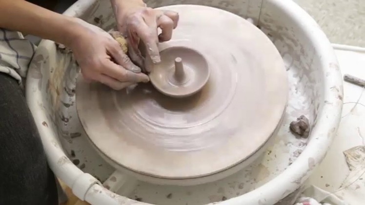 How to make a ceramic ring bowl. ring holder on the potter's wheel