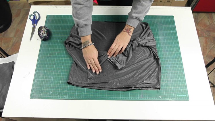 How to make a  hoody shirt