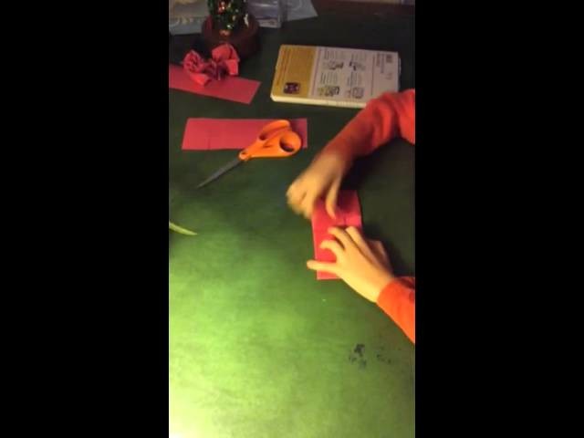 How to make a paper garnet.