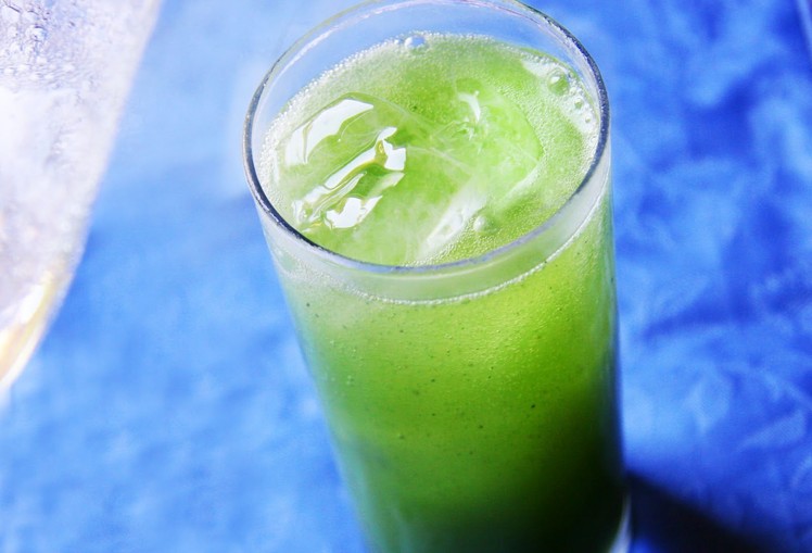 How to Make Sparkling Matcha Green Tea Soda