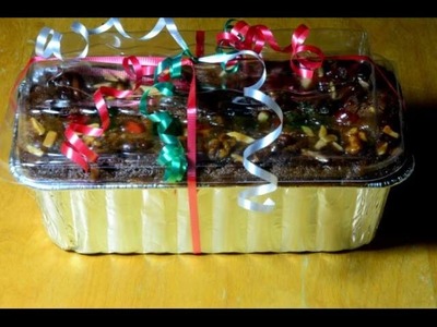 How to Wrap a Fruit Cake for Holiday Gift