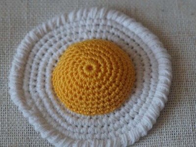 How To Crocheted Toy Fried Eggs - DIY Crafts Tutorial - Guidecentral