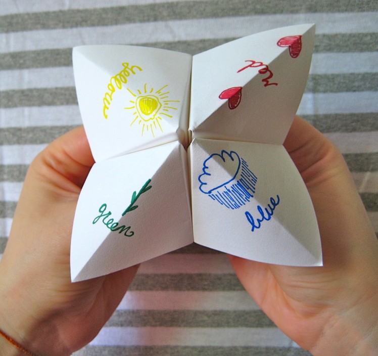 How to make a paper fortune teller - Very Easy!
