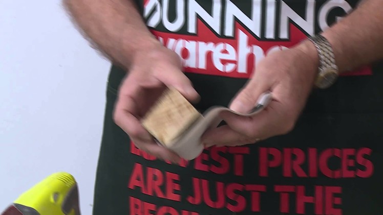 How To Sand Walls - DIY At Bunnings