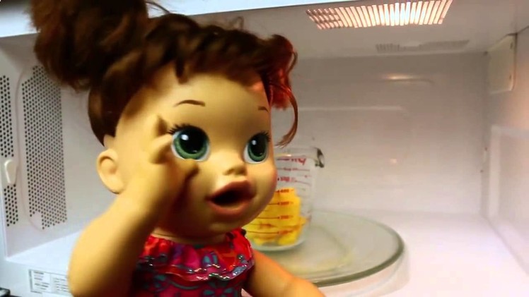 Baby Alive ❤ Dolls Makes CAKE POPS With DIY Cake Maker + Chocolate & Sprinkles