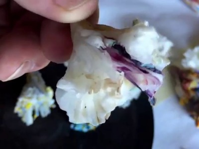 How to make encaustic flowers using leftover beeswax