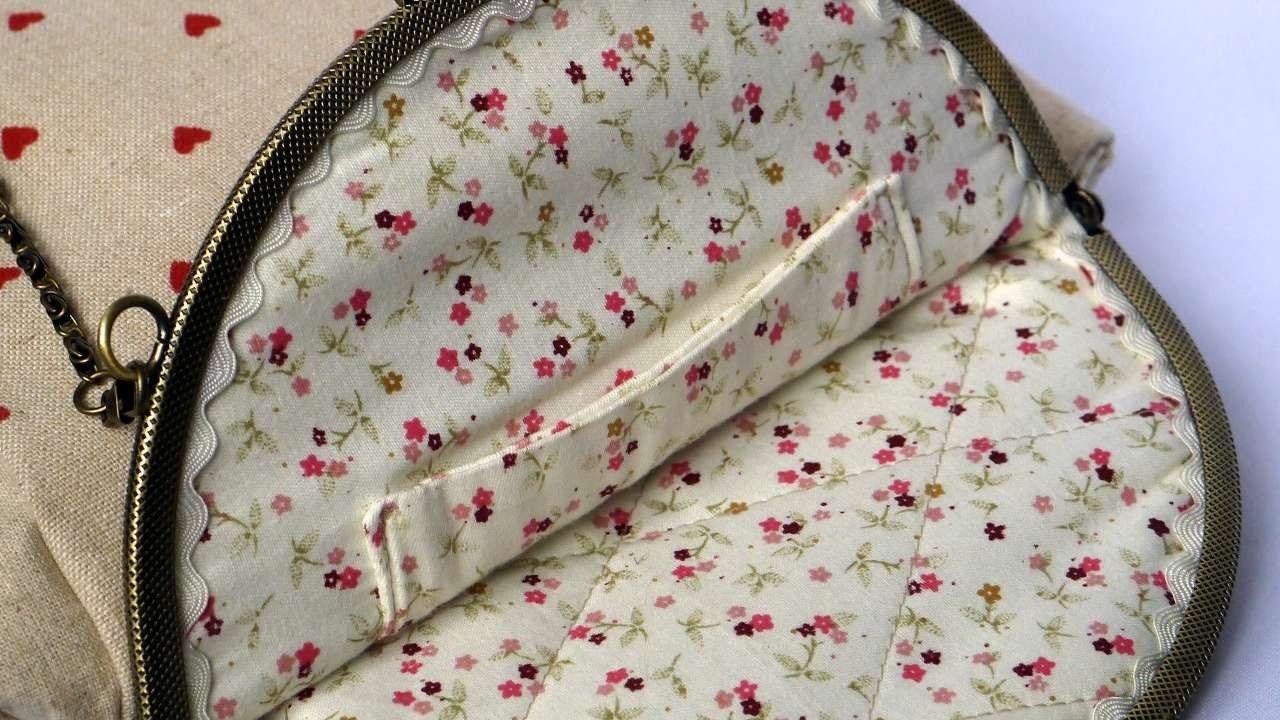 How To Sew A Fabric Pocket For Your Handbag - DIY Crafts Tutorial - Guidecentral