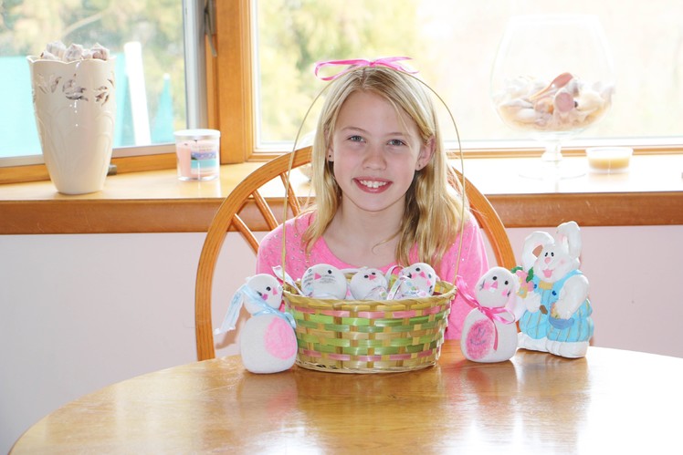DIY Tutorial on How to Make a No Sew Easter Bunny. Happy Easter!