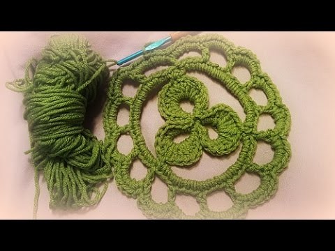 How to Crochet A "Clover Motif"