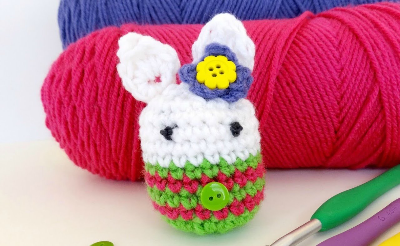 How To Crochet Mrs. Bunny Cottontail, Episode 289