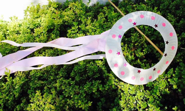 Easy craft: How to make a paper plate kite