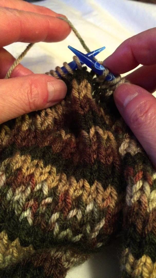 How I Knit - Holding Yarn in the Left Hand