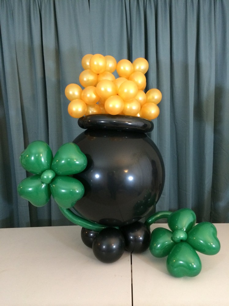 How To Make A Jumbo Pot O Gold From Balloons - St Patrick's Day Party Ideas