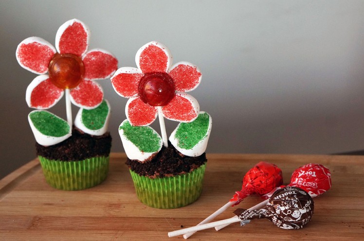 How to Make Lollipop Flower Cupcakes