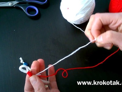 How to Make a Yarn Bracelet