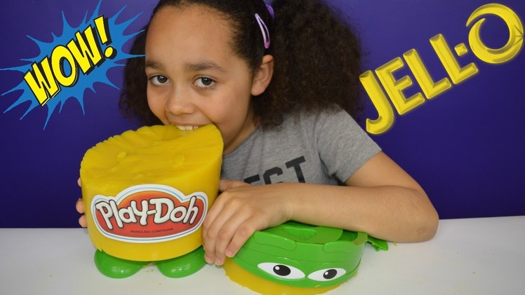 IT'S GUMMY!! DIY - Giant Gummy Play Doh Character Bucket | Candy & Sweets Review