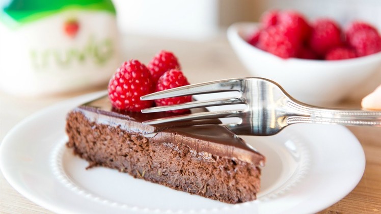 MAGICAL CHOCOLATE CAKE RECIPE- No Butter and No Added Sugar