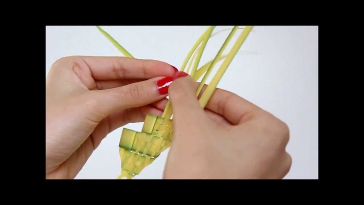 How to Make A Donkey Out of Palm Leaves - Detailed Tutorial