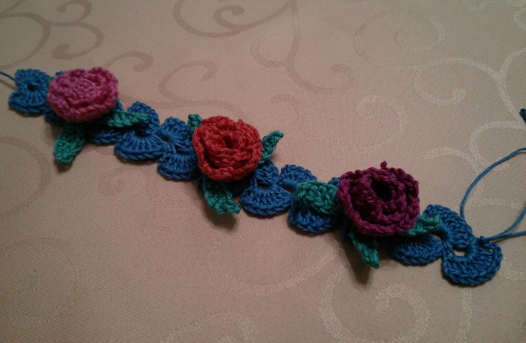 Decorative headband with tiny roses 2