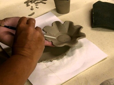 Day #8- Handbuilding Flower Tray & Leaf Lid Jar - 1LB of Clay 25 Ways Project
