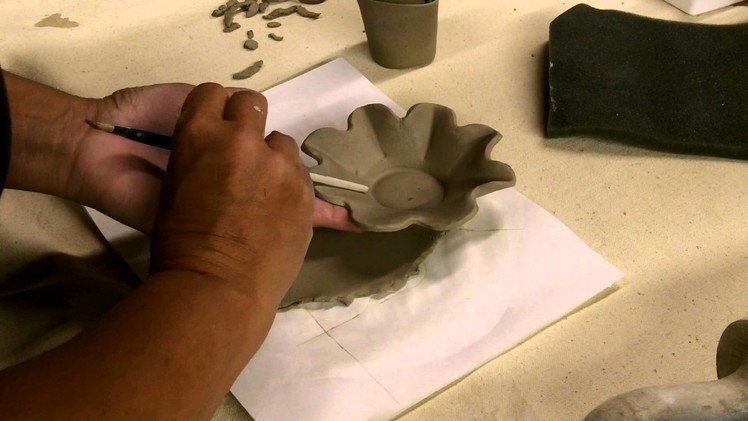 Day #8- Handbuilding Flower Tray & Leaf Lid Jar - 1LB of Clay 25 Ways Project