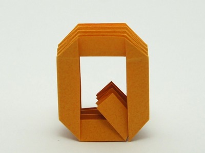 Origami Letter 'Q'