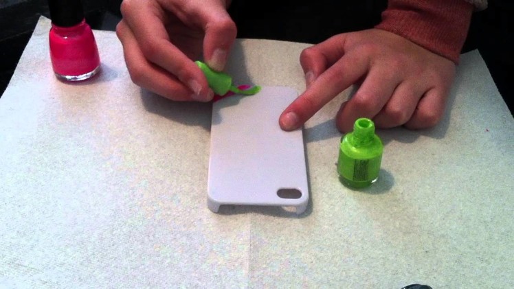 How To Paint A IPhone Case With Nail Polish