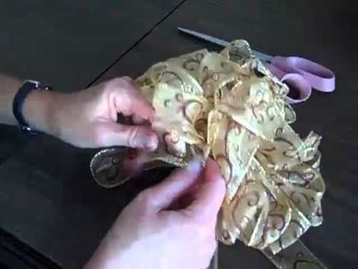 HOW TO MAKE A BOW FOR A WREATH