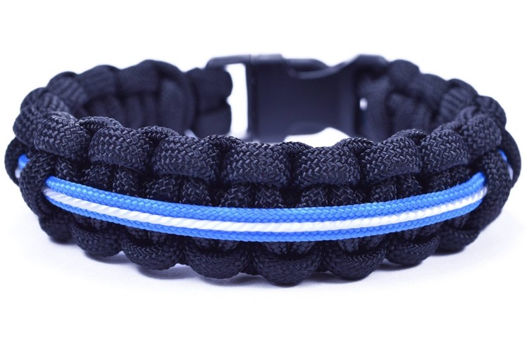 How to Make a Star Wars Themed Lightsaber Paracord Bracelet - BoredParacord.com