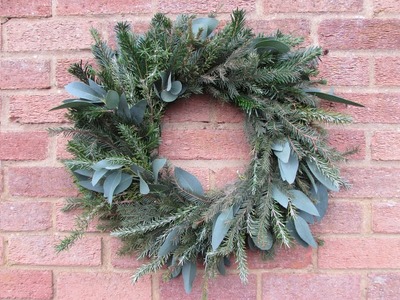 Making a Christmas Wreath