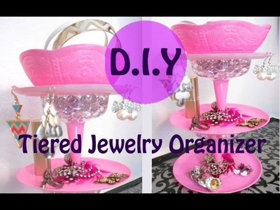 D.I.Y: Tiered Jewelry Stand-Super Cheap and Easy!