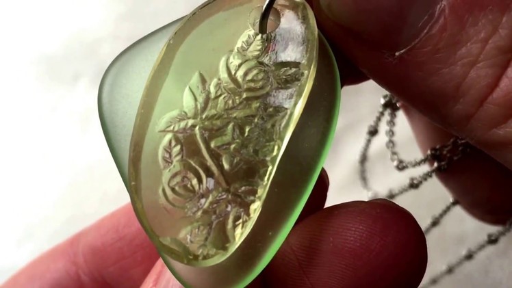 1930s Depression glass | Recycled broken China necklace | Handmade jewelry