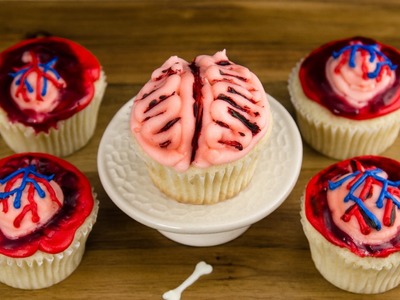 Heart & Brain Cupcakes: How to Make Halloween Cupcakes from Cookies Cupcakes and Cardio